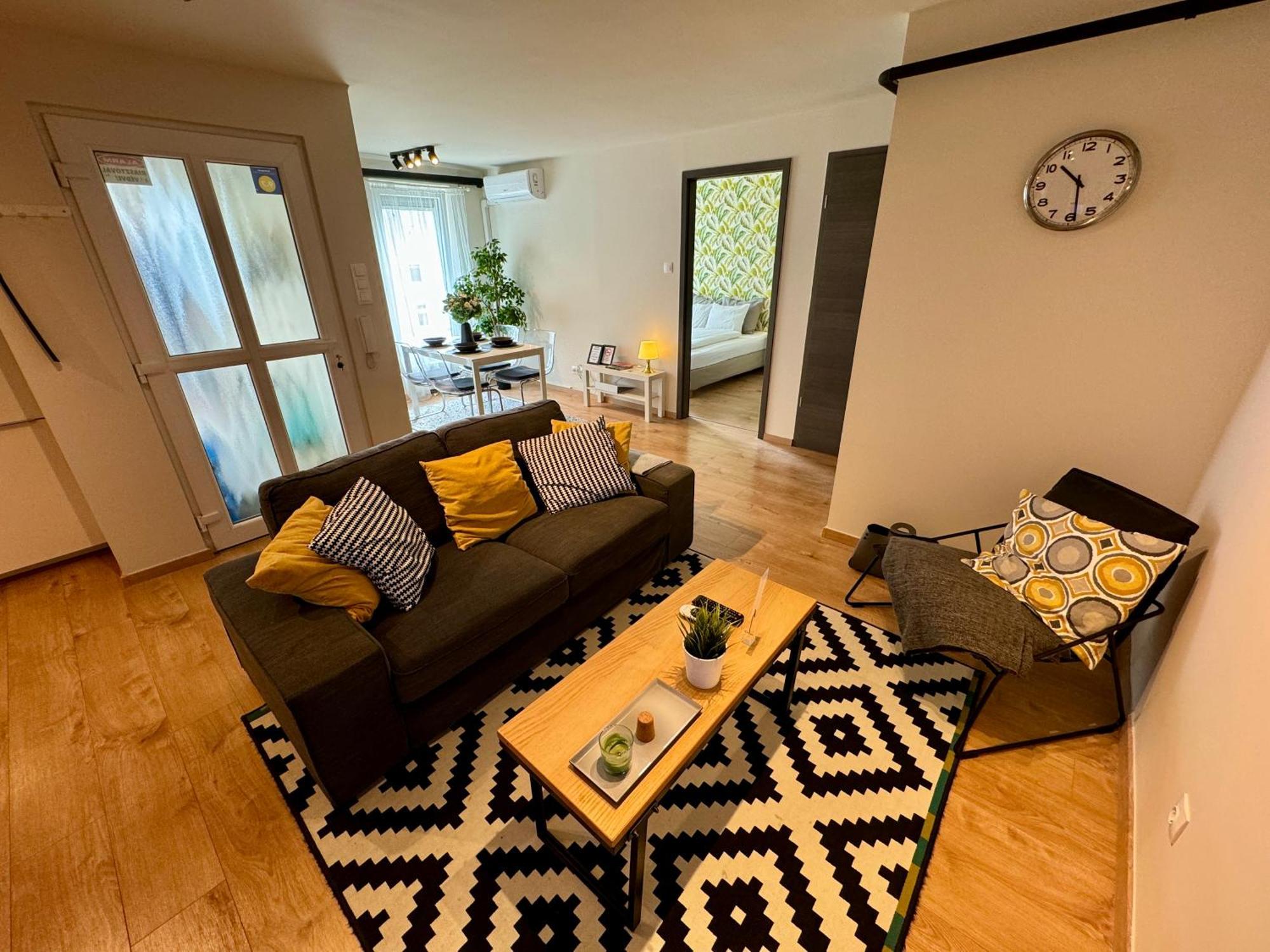 Emerald Apartment บูดาเปสต์ ภายนอก รูปภาพ